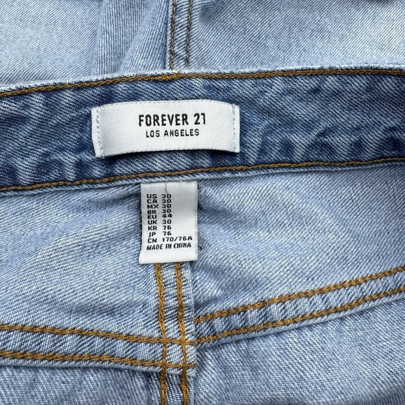 Blue Jean Shorts Women's Size 30 / Size‎ 8! - Picture 3 of 6